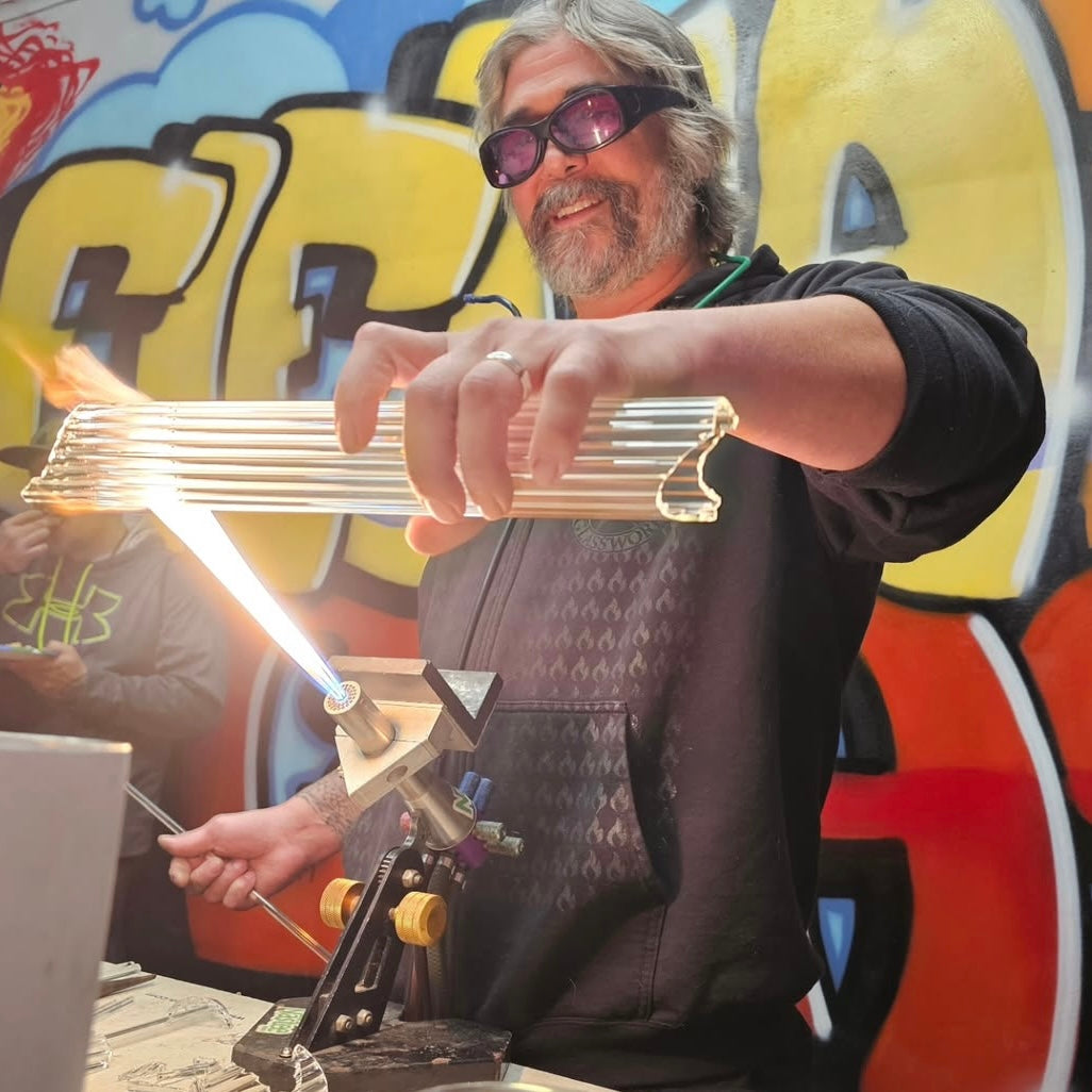 Freeek Glass – Key Curations